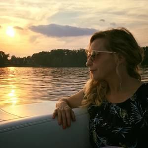 Meet your Posher, Dawn